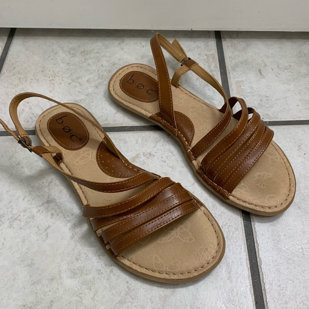 Women’s Size 8 Boc Brown Strap Sandals